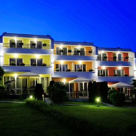Stayinn Rainbow Houses Beachfront By Asteri Hotels Slantchev Briag Extérieur photo