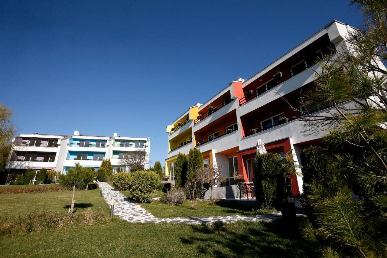 Stayinn Rainbow Houses Beachfront By Asteri Hotels Slantchev Briag Extérieur photo